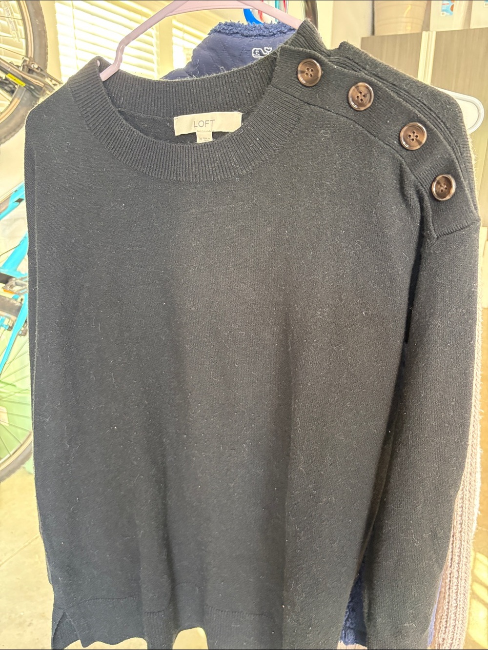 LOFT Black Crewneck Sweater with Shoulder Button Detail Sz M